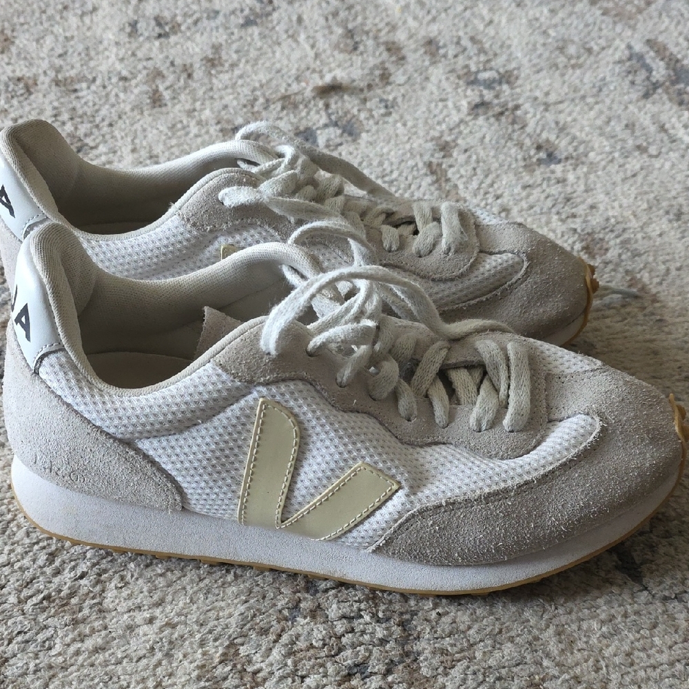 Veja Rio Branco Sneakers